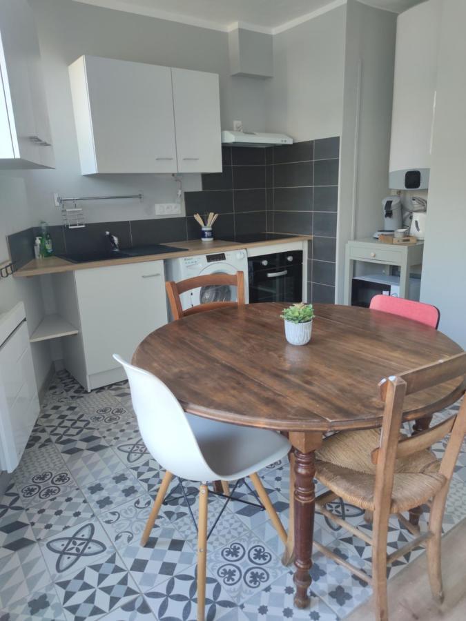 Les Plantades Aveyronnaises Apartment Saint-Georges-de-Luzencon Bagian luar foto